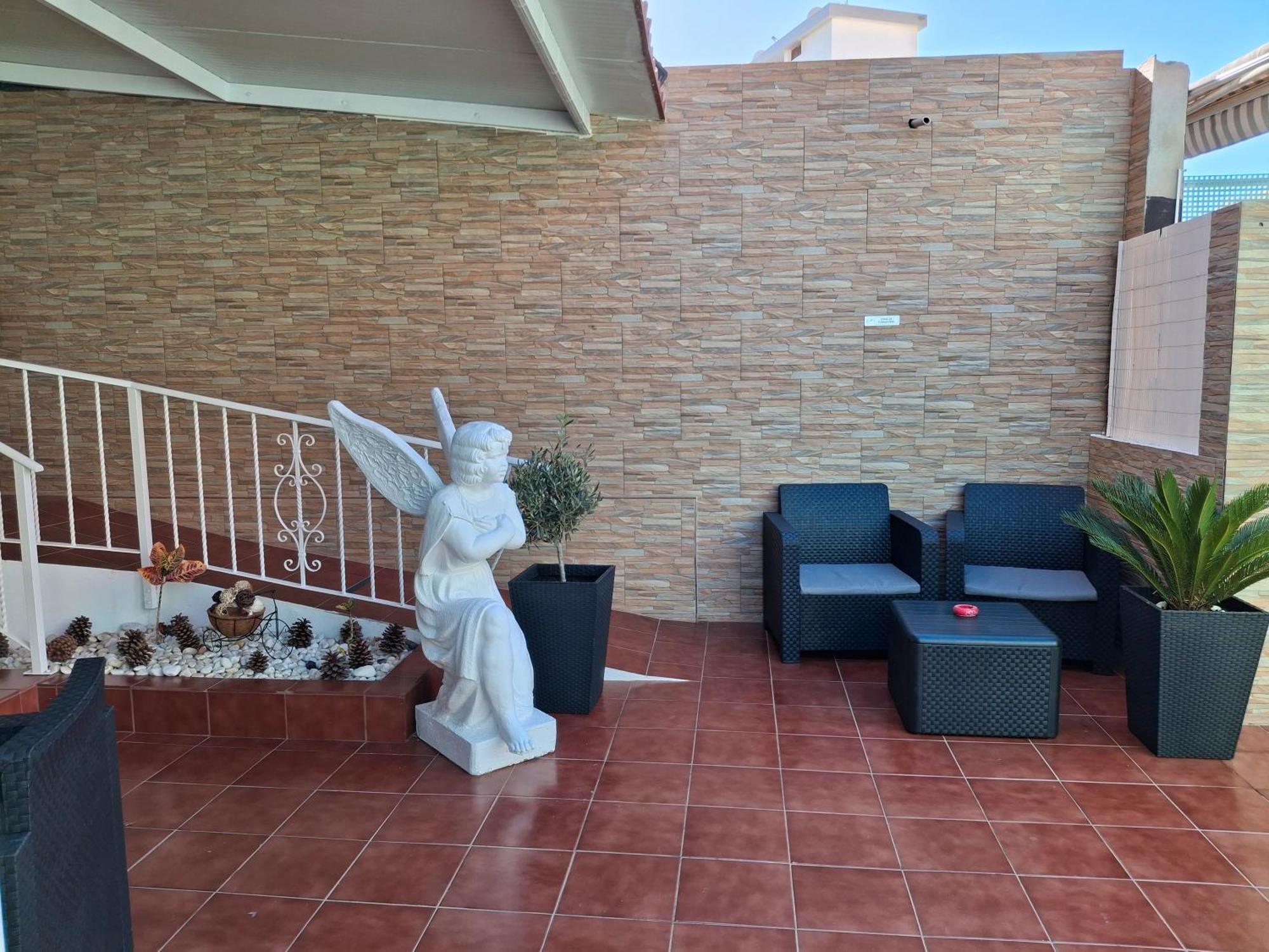 El Nido De Angeles *
